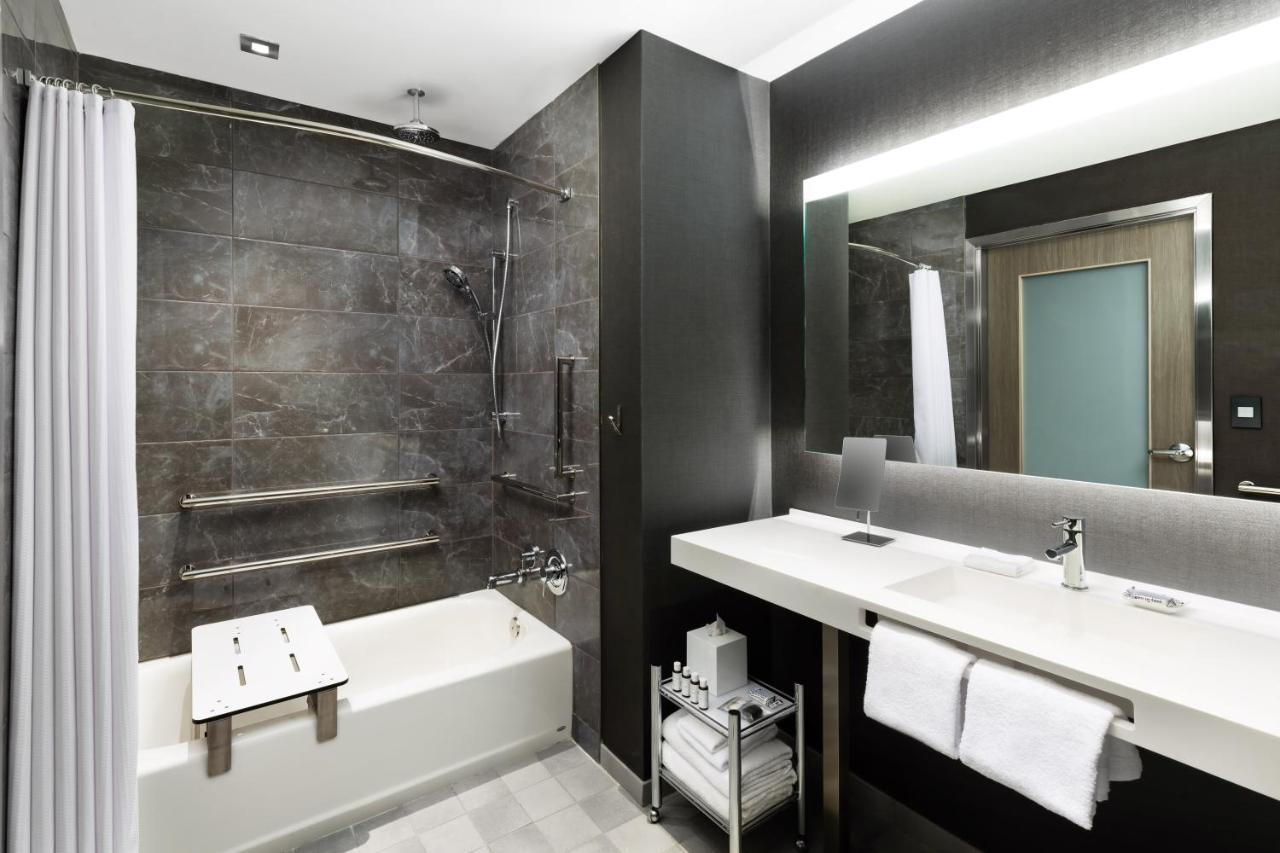Ac Hotel By Marriott Bethesda Downtown Экстерьер фото