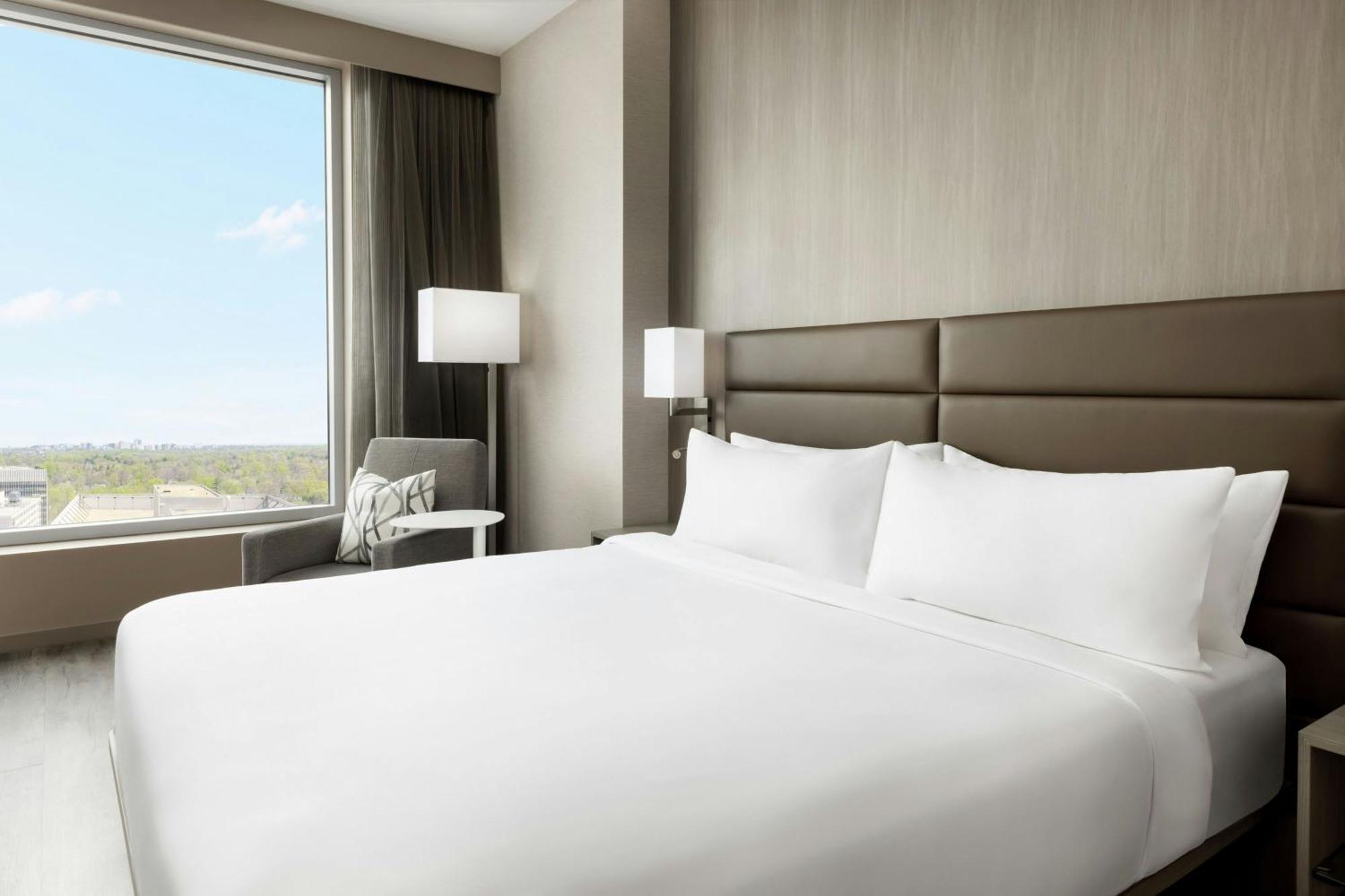 Ac Hotel By Marriott Bethesda Downtown Экстерьер фото